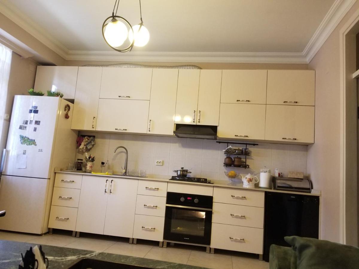 Apartment Chavchavadze 21 Batumi Zewnętrze zdjęcie