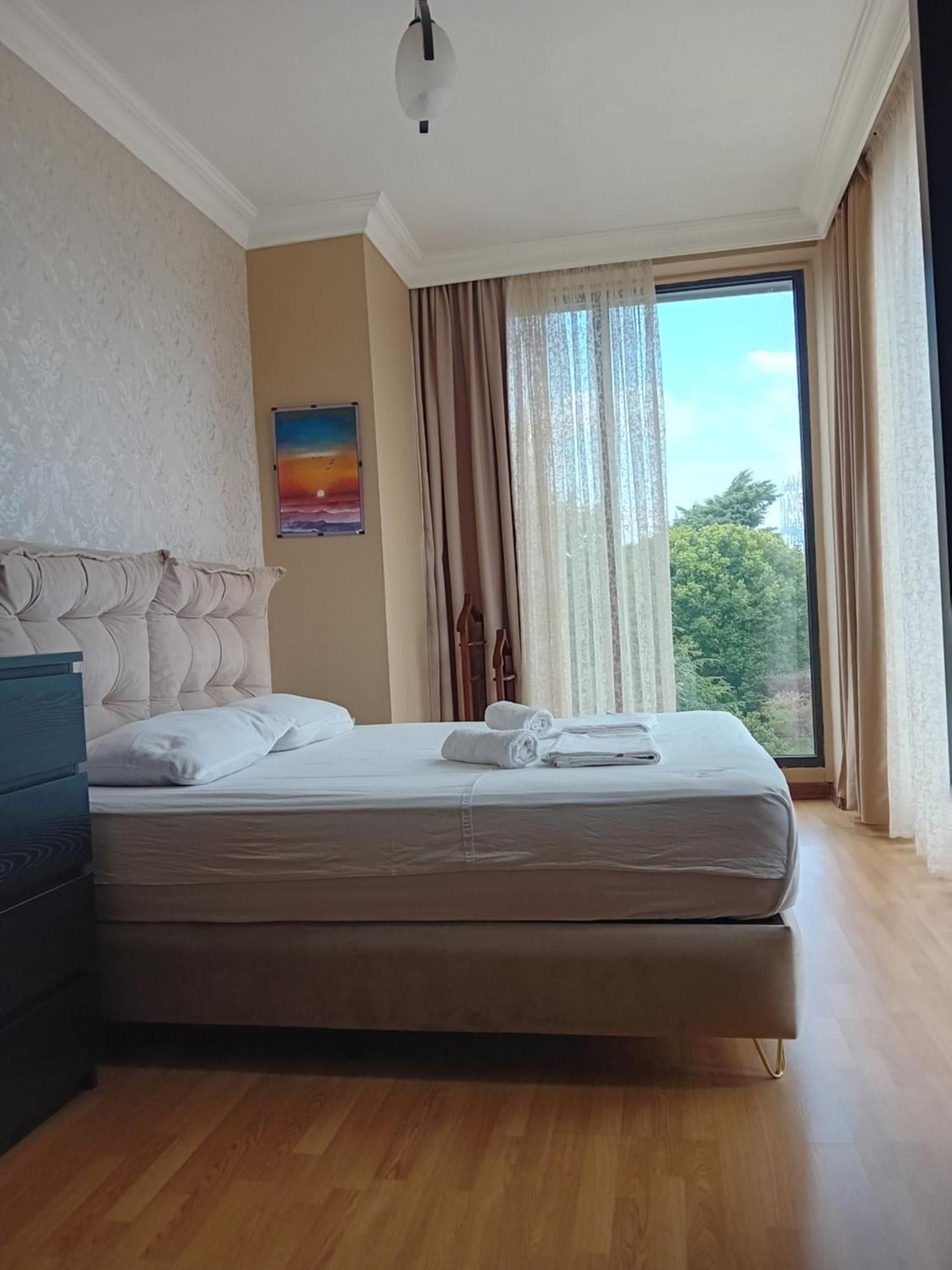 Apartment Chavchavadze 21 Batumi Zewnętrze zdjęcie