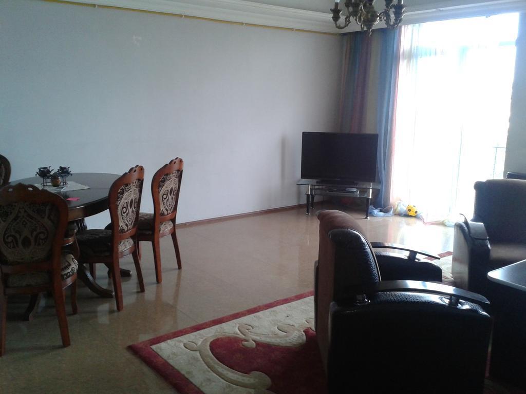 Apartment Chavchavadze 21 Batumi Pokój zdjęcie